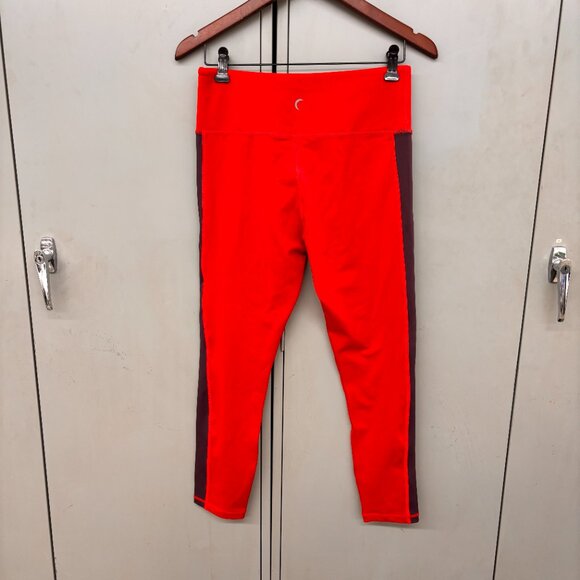 ZYIA Womens Red Royalty Crop Length LEGGINGS, Size 8-10, Striped - Picture 4 of 14